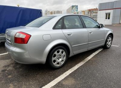 Фото Audi A4