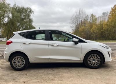 Фото Ford Fiesta