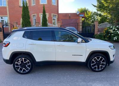 Фото Jeep Compass