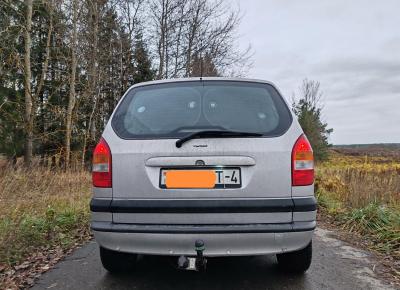 Фото Opel Zafira