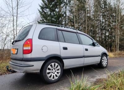 Фото Opel Zafira