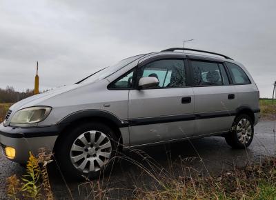 Фото Opel Zafira