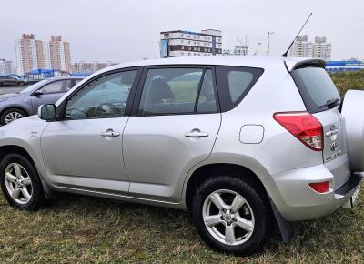 Фото Toyota RAV4