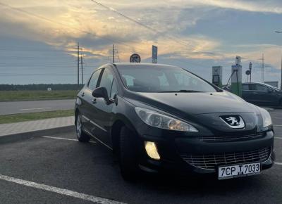 Фото Peugeot 308