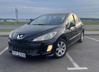 Фото Peugeot 308