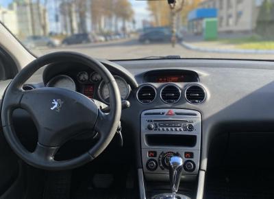 Фото Peugeot 308