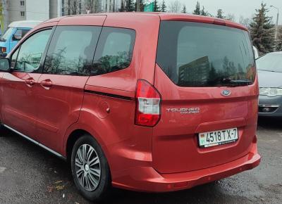 Фото Ford Tourneo Courier