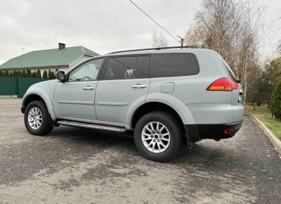 Фото Mitsubishi Pajero Sport