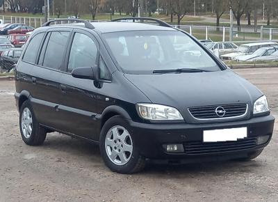 Фото Opel Zafira