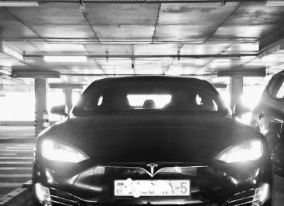 Фото Tesla Model S