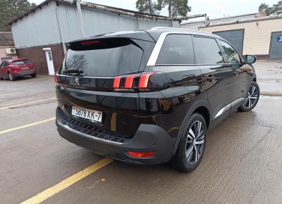 Фото Peugeot 5008