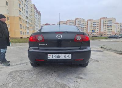 Фото Mazda 3