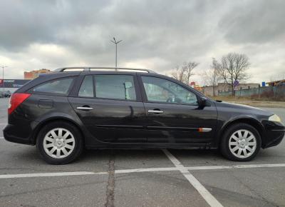 Фото Renault Laguna