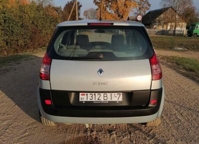 Фото Renault Scenic