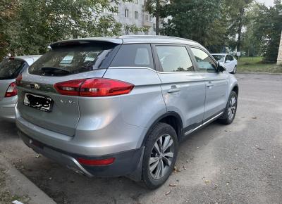 Фото Geely Atlas