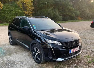 Фото Peugeot 3008