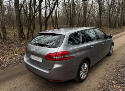 Фото Peugeot 308