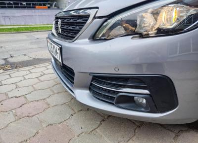 Фото Peugeot 308