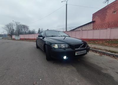 Фото Volvo S60