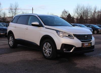 Фото Peugeot 5008