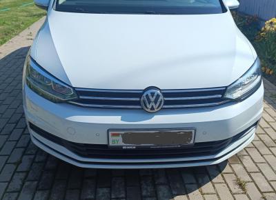 Фото Volkswagen Touran