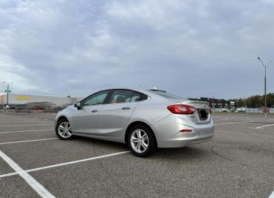 Фото Chevrolet Cruze