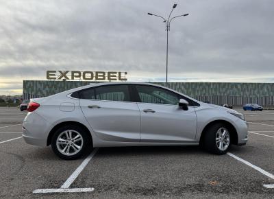 Фото Chevrolet Cruze