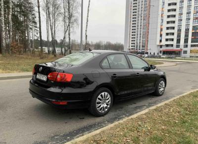 Фото Volkswagen Jetta