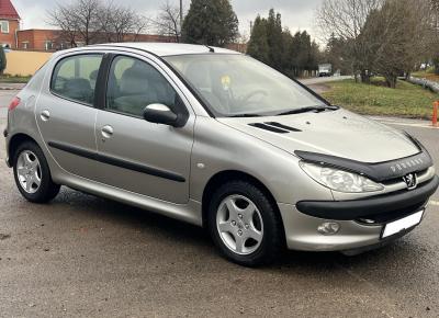 Фото Peugeot 206