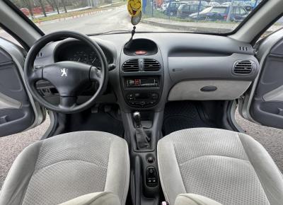 Фото Peugeot 206