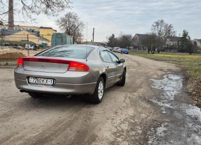 Фото Dodge Intrepid