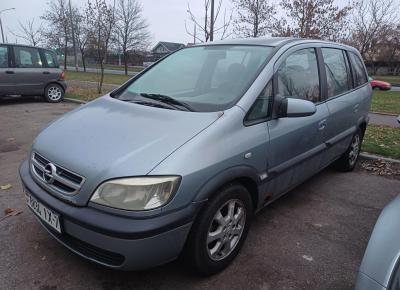 Фото Opel Zafira