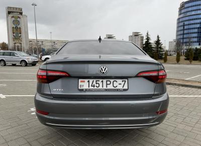 Фото Volkswagen Jetta