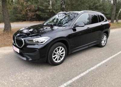 Фото BMW X1