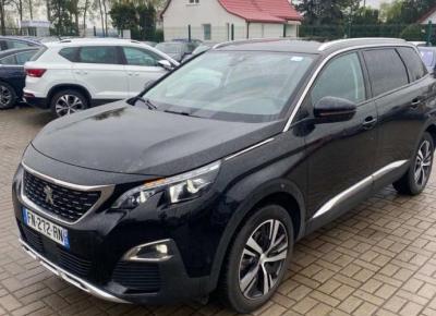 Фото Peugeot 5008