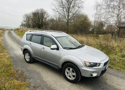 Фото Mitsubishi Outlander