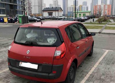 Фото Renault Scenic