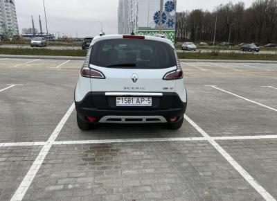 Фото Renault Scenic