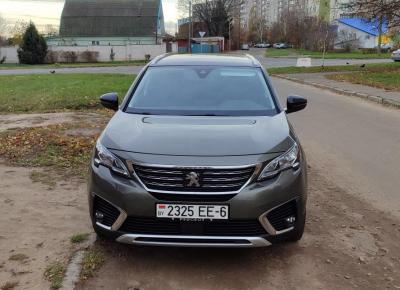 Фото Peugeot 5008