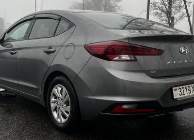 Фото Hyundai Elantra