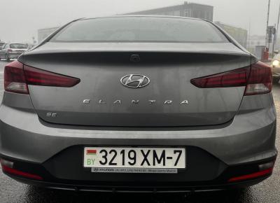 Фото Hyundai Elantra