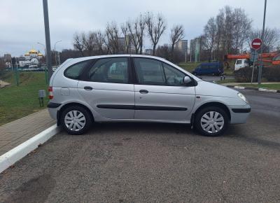 Фото Renault Scenic