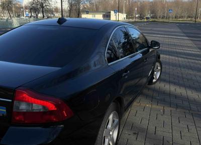 Фото Volvo S80