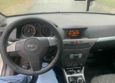 Фото Opel Astra