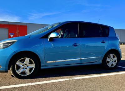 Фото Renault Scenic