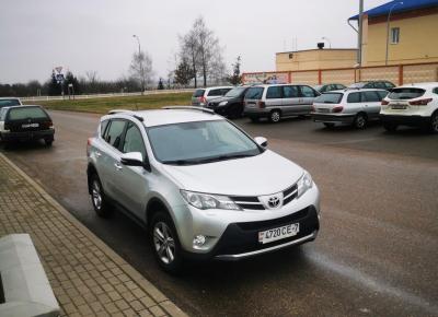 Фото Toyota RAV4