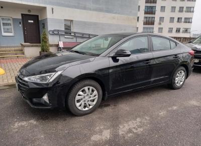 Фото Hyundai Elantra