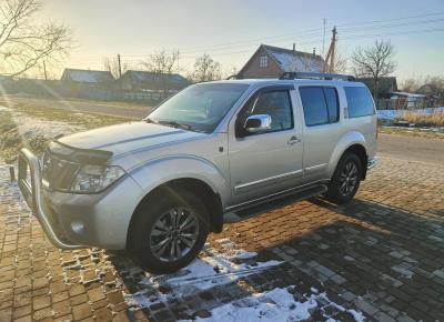 Фото Nissan Pathfinder