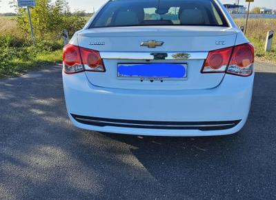 Фото Chevrolet Cruze