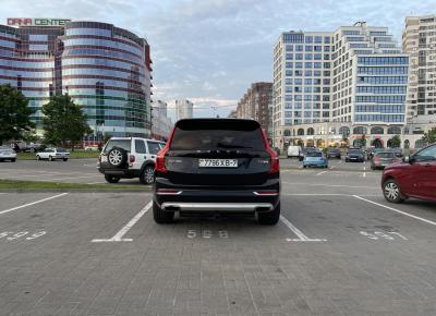 Фото Volvo XC90